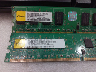 رم الکسیر 2 گیگابایت DDR2 800 مگاهرتز PC2-6400، حافظه رم دسکتاپ ۲ گیگ، مدل M2Y2G64TU8HD5B-AC، فرم فاکتور DIMM 240 پین